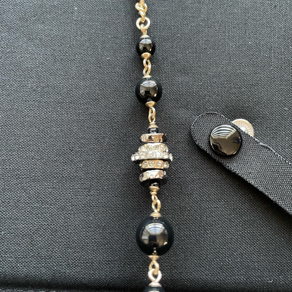 New Chanel Long Gold-tone Necklace with Resine Beads - Picture 16 of 17